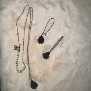 Kendra Scott Black and Gold Necklace Set